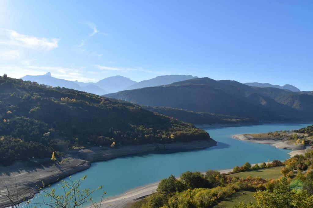 Holiday home Au Printemps Japonais Pierre-Chatel