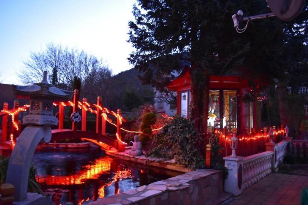 Au Printemps Japonais Holiday home Pierre-Chatel